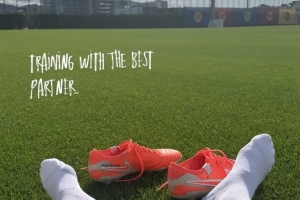 世体：罗贝托近日回巴塞罗那度假，并在巴萨训练基地备战