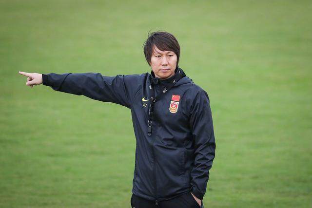 亚博-京媒：两连败让李铁背负压力 国足要减压轻装上阵