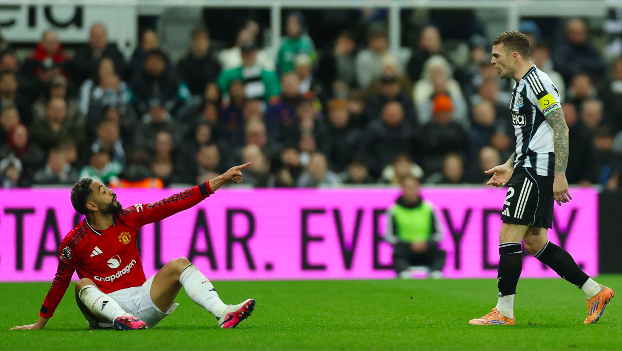 亚博-2-1！7.2亿豪门11打10 却惨遭绝杀 11轮不败终结 创95年耻辱纪录