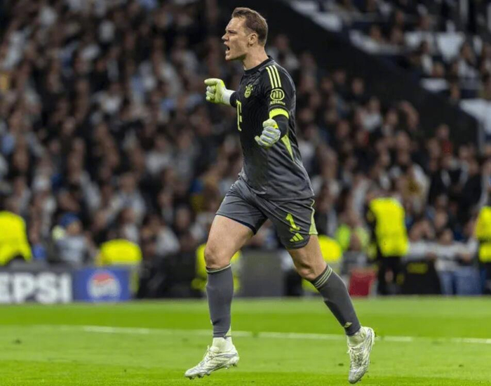 亚博体育官网-40岁诺伊尔9次扑救闪耀欧冠，拜仁拟4月商讨续约|曼努埃尔·诺伊尔|皇马|德国|皇家马德里|拜仁慕尼黑_新浪体育_新浪新闻